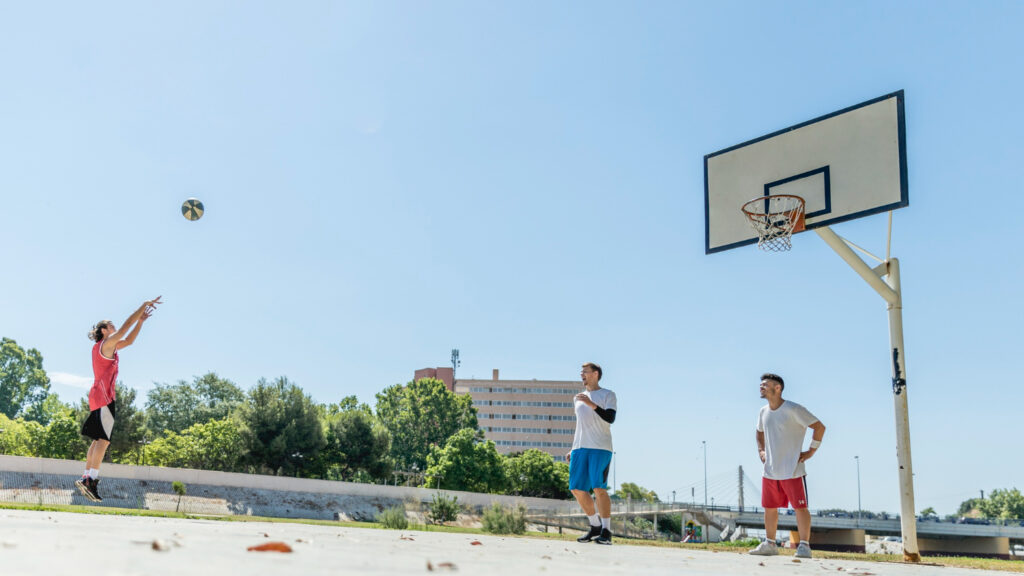 Sports betting in basketball.